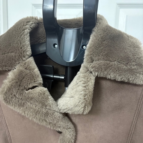 Ann Taylor Brown Teddy Jacket with Faux Fur Trim - Picture 8 of 10
